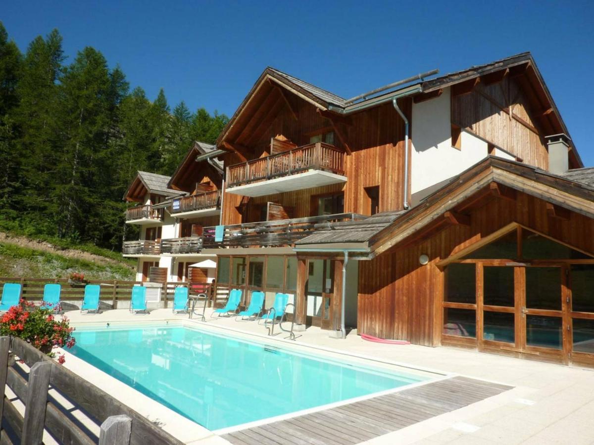 Chalet Confortable Avec Piscine & Sauna, Aux Pieds Des Pistes Des Orres 1800, Grand Duplex Pour 6 Pers. - Fr-1-322-57 Villa Les Orres Exterior photo